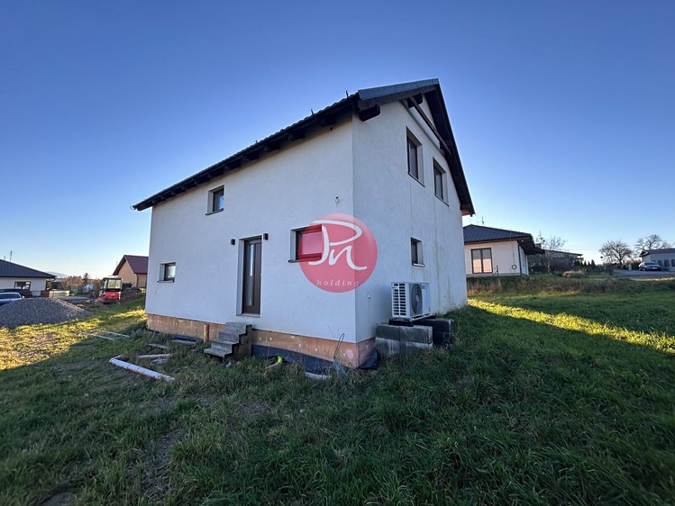 Pronájem rodinného domu 149 m², pozemek 1 400 m² - foto 4