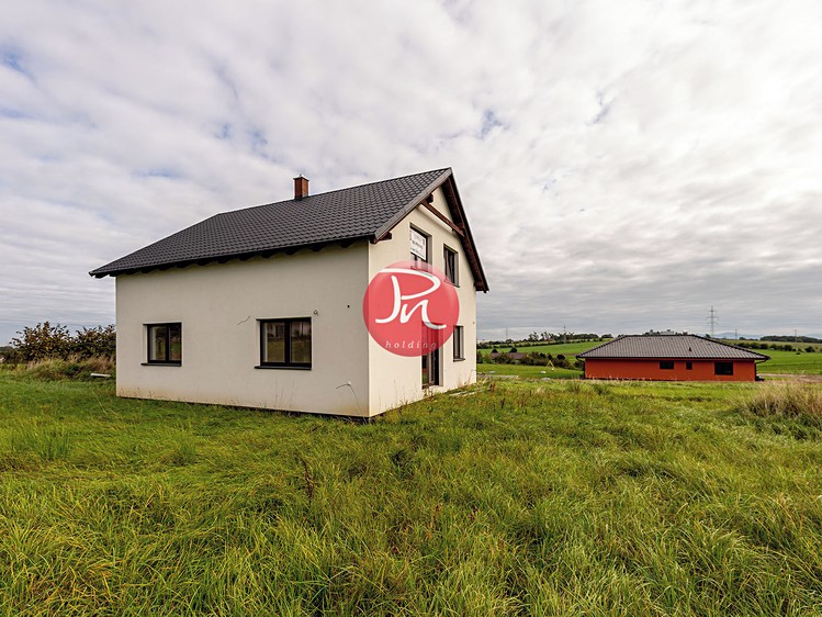 Pronájem rodinného domu 149 m², pozemek 1 400 m² - foto 2