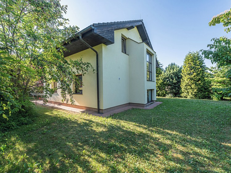 Pronájem rodinného domu 120 m², pozemek 478 m² - foto 1