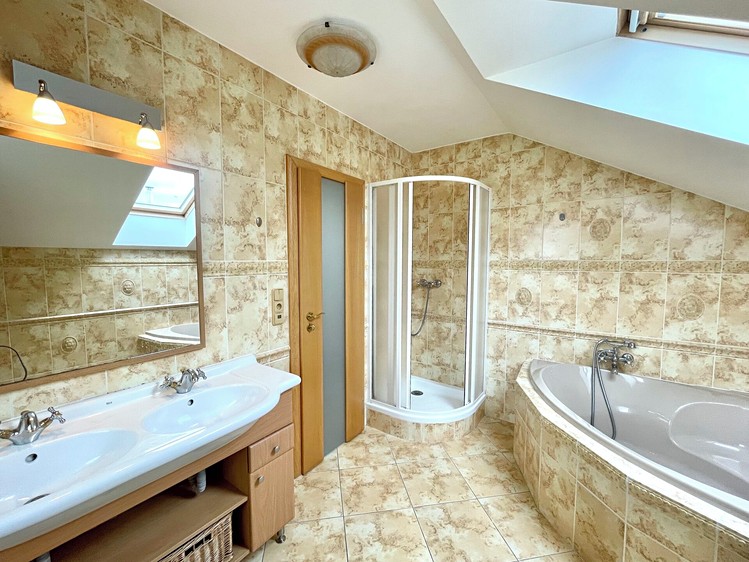 Pronájem rodinného domu 120 m², pozemek 478 m² - foto 7