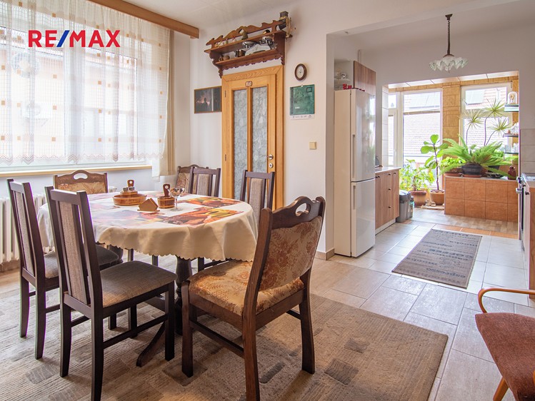 Pronájem rodinného domu 170 m², pozemek 300 m² - foto 7