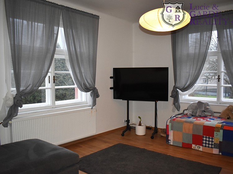 Pronájem rodinného domu 144 m², pozemek 1 721 m² - foto 4
