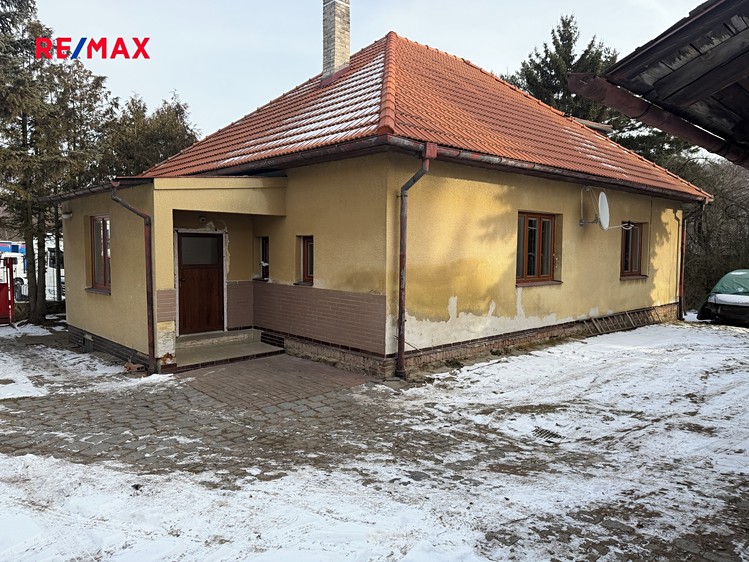 Pronájem rodinného domu 140 m², pozemek 2 032 m² - foto 2