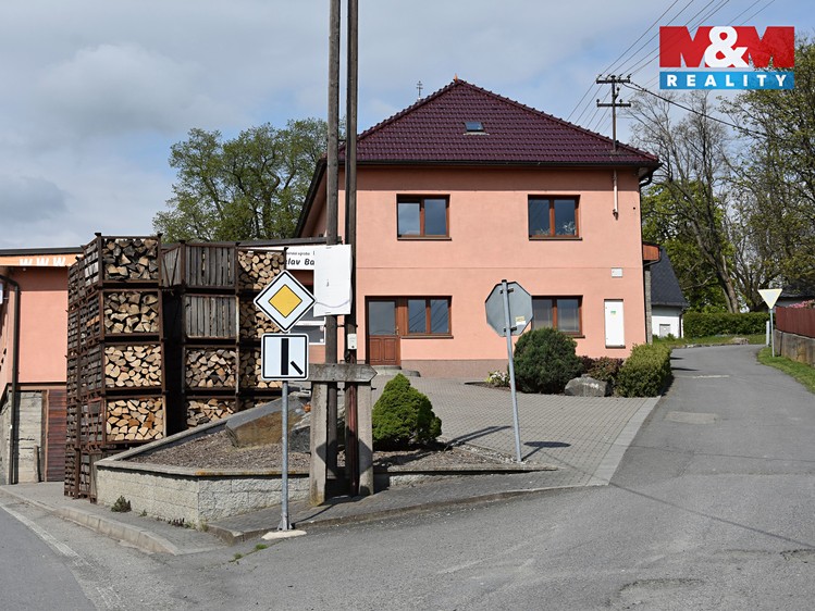 Pronájem  rodinného domu 180 m², pozemek 1 217 m² - foto 4