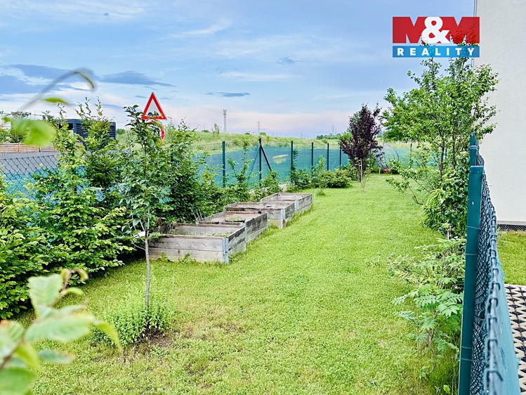 Pronájem  rodinného domu 93 m², pozemek 306 m² - foto 4