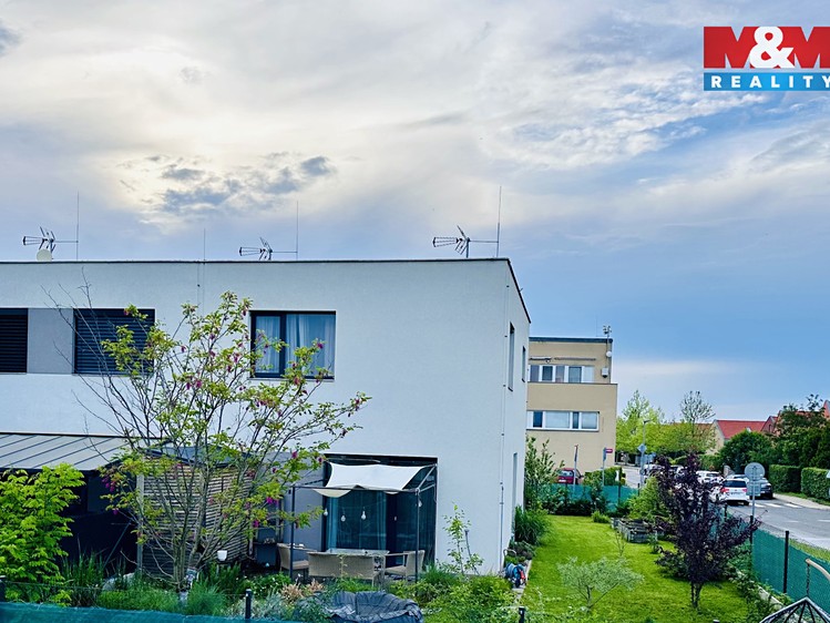 Pronájem  rodinného domu 93 m², pozemek 306 m² - foto 5