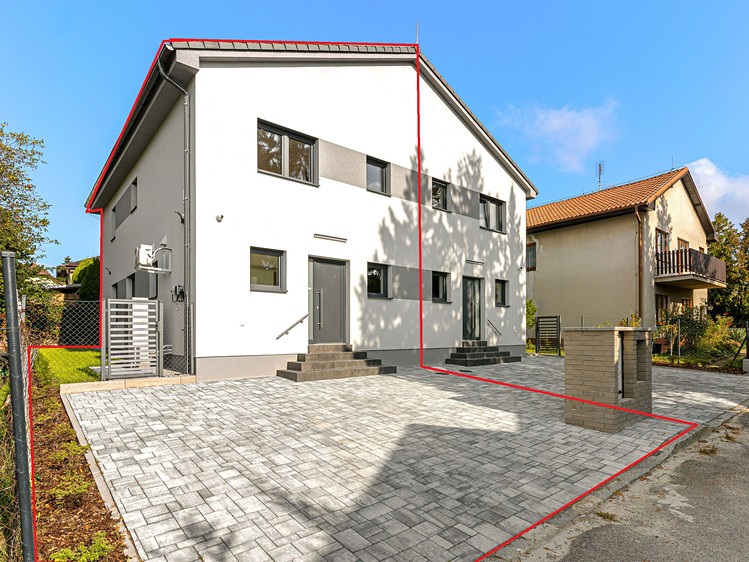 Pronájem rodinného domu 125 m², pozemek 224 m² - foto 1