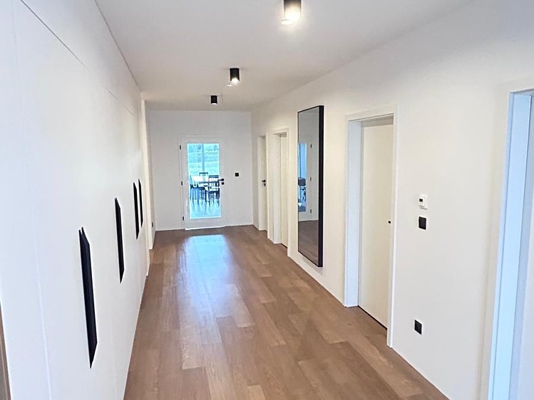 Pronájem rodinného domu 220 m², pozemek 650 m² - foto 4