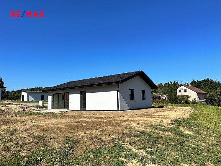 Pronájem rodinného domu 90 m², pozemek 3 341 m² - foto 5