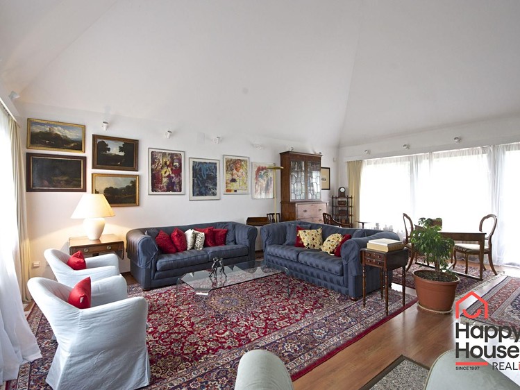 Pronájem  rodinného domu 417 m², pozemek 1 000 m² - foto 3
