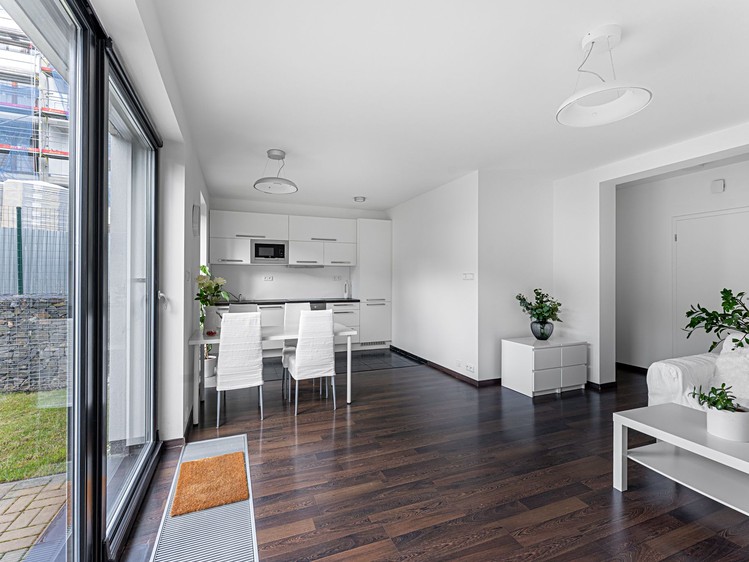 Pronájem  rodinného domu 146 m², pozemek 327 m² - foto 3