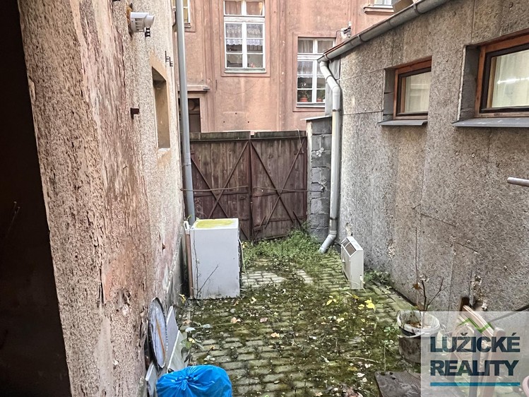 Pronájem rodinného domu 150 m², pozemek 115 m² - foto 8