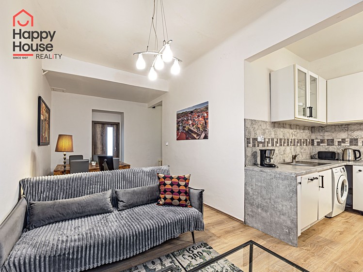 Pronájem  rodinného domu 400 m², pozemek 14 m² - foto 6