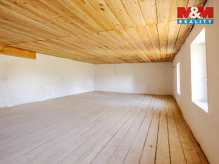Pronájem rodinného domu 1 266 m², pozemek 957 m² - foto 7