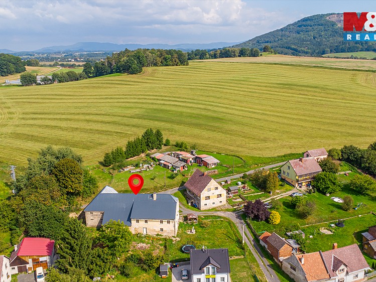 Pronájem rodinného domu 1 266 m², pozemek 957 m² - foto 5