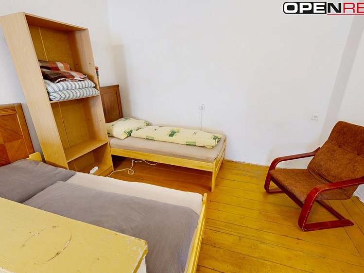 Pronájem vícegeneračního domu 380 m², pozemek 762 m² - foto 4
