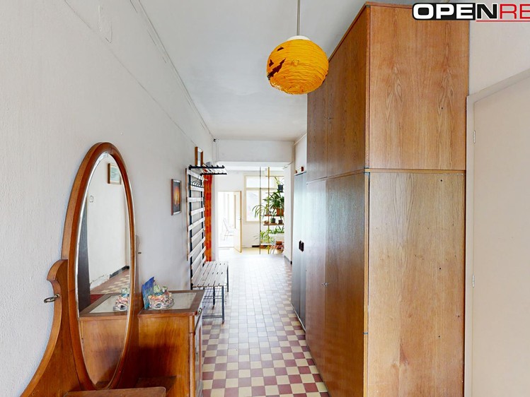 Pronájem vícegeneračního domu 380 m², pozemek 762 m² - foto 5