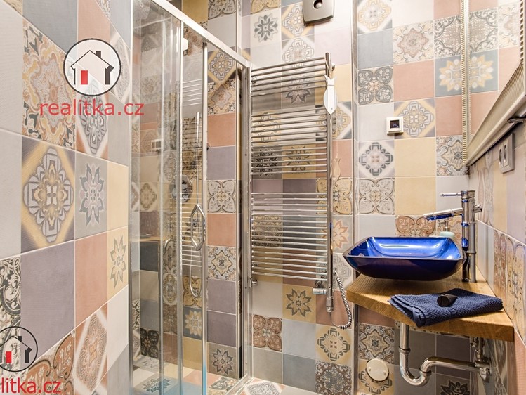 Pronájem rodinného domu 200 m², pozemek 147 m² - foto 4