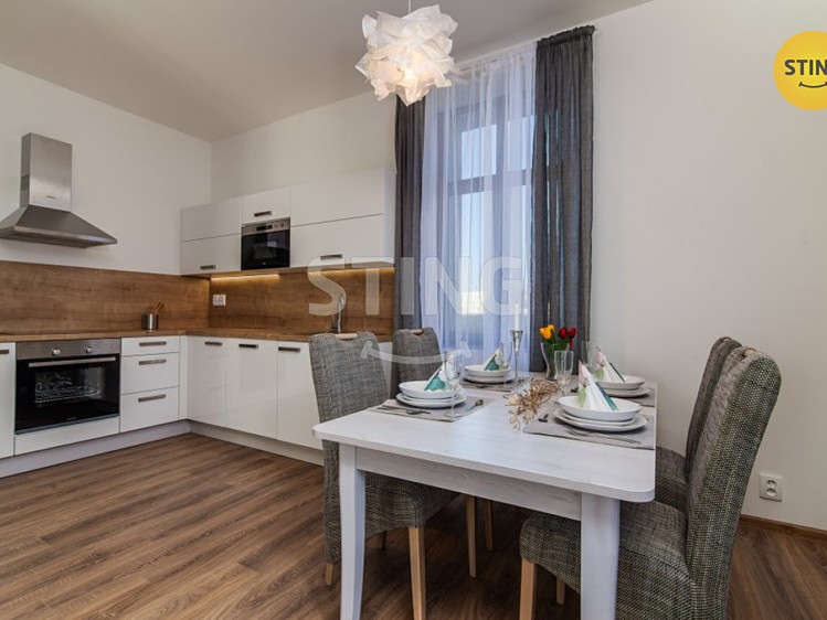 Pronájem rodinného domu 106 m², pozemek 855 m² - foto 4
