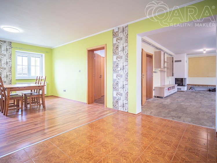 Pronájem vícegeneračního domu 267 m², pozemek 1 554 m² - foto 4