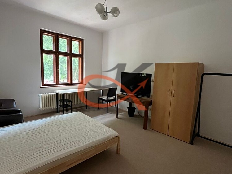 Pronájem  rodinného domu 185 m², pozemek 73 m² - foto 3