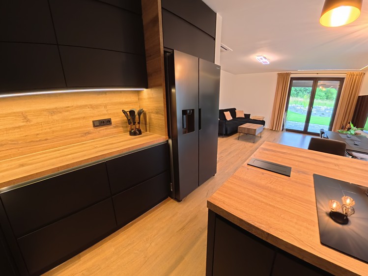 Pronájem rodinného domu 146 m², pozemek 1 000 m² - foto 8