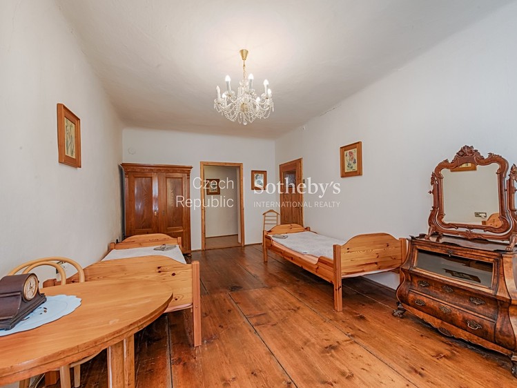 Pronájem rodinného domu 135 m², pozemek 1 m² - foto 4