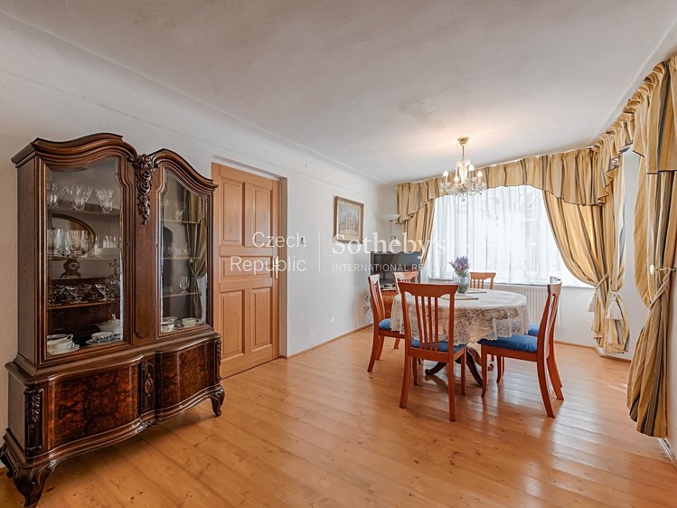 Pronájem rodinného domu 135 m², pozemek 1 m² - foto 2