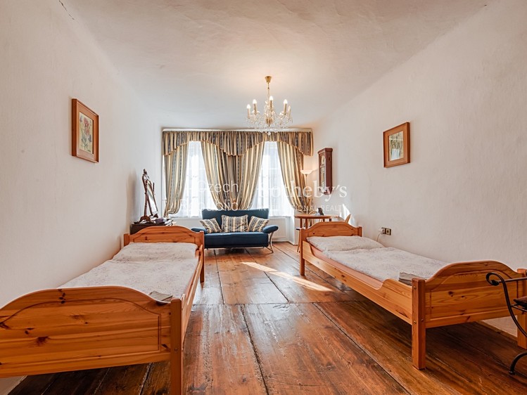 Pronájem rodinného domu 135 m², pozemek 1 m² - foto 5