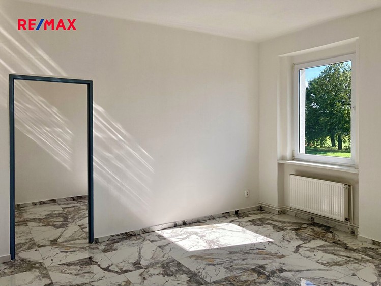 Pronájem vily 350 m², pozemek 578 m² - foto 6