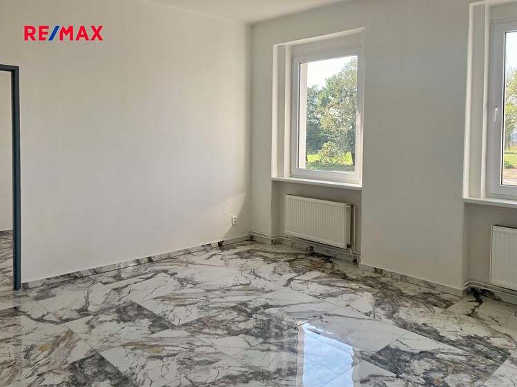 Pronájem vily 350 m², pozemek 578 m² - foto 7
