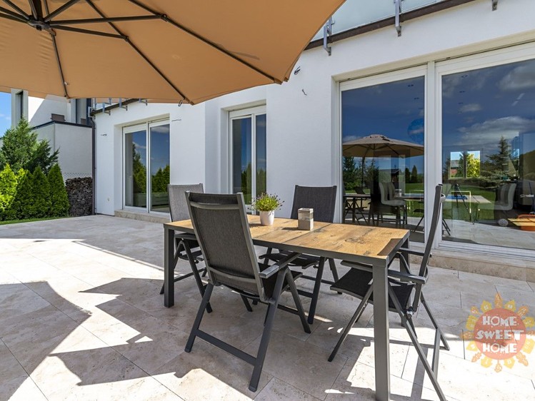 Pronájem rodinného domu 550 m², pozemek 1 000 m² - foto 6