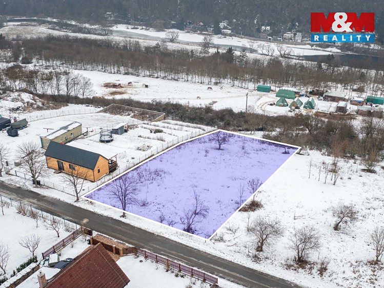 Prodej stavebního pozemku 1 621 m² - foto 3