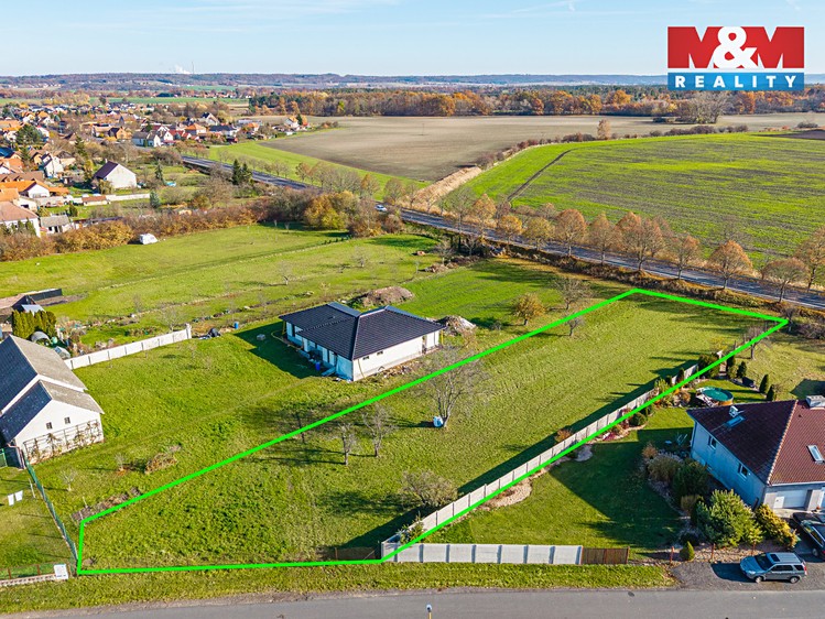 Prodej stavebního pozemku 2 218 m² - foto 2