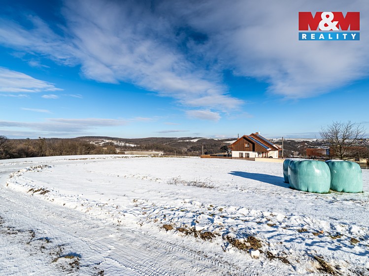 Prodej stavebního pozemku 1 300 m² - foto 4