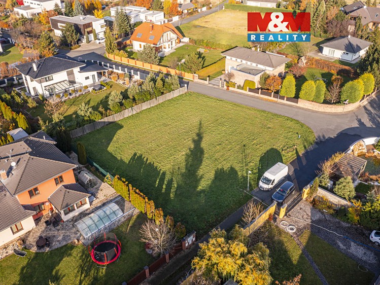 Prodej stavebního pozemku 1 345 m² - foto 1