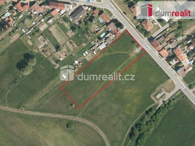 Prodej stavebního pozemku 696 m² - foto 6