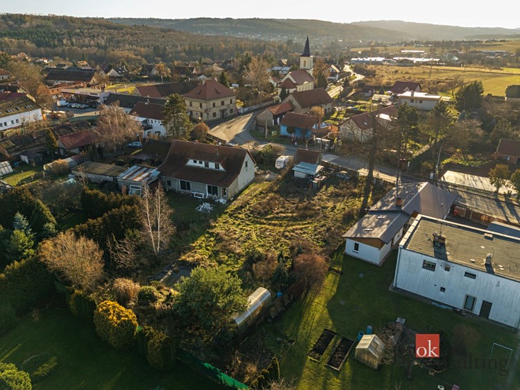 Prodej stavebního pozemku 1 402 m² - foto 7