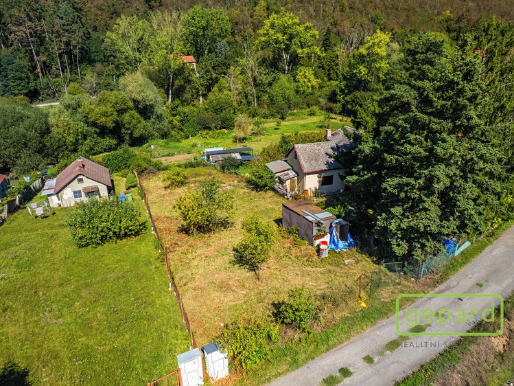 Prodej stavebního pozemku 669 m² - foto 7