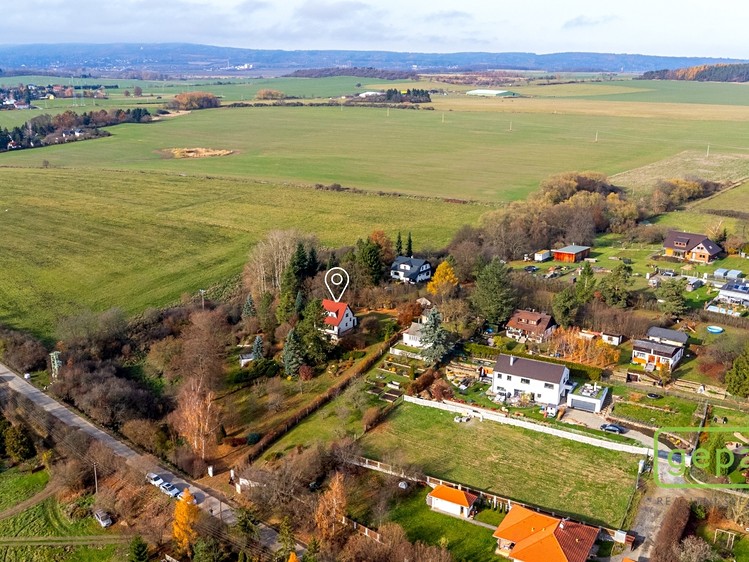 Prodej  stavebního pozemku 3 820 m² - foto 3