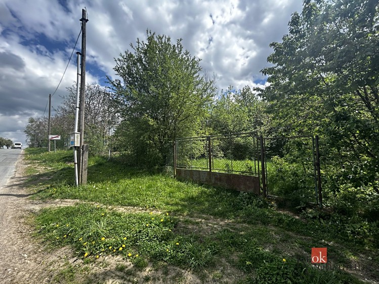Prodej stavebního pozemku 1 588 m² - foto 5