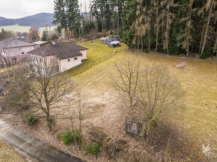 Prodej stavebního pozemku 1 913 m² - foto 8