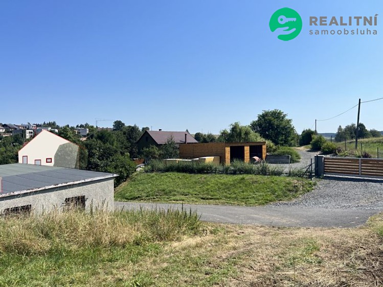 Prodej stavebního pozemku 553 m² - foto 3