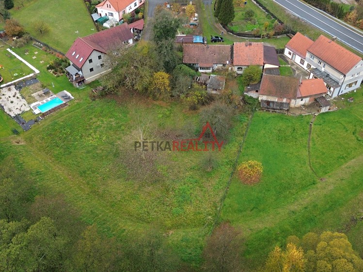 Prodej stavebního pozemku 1 463 m² - foto 4
