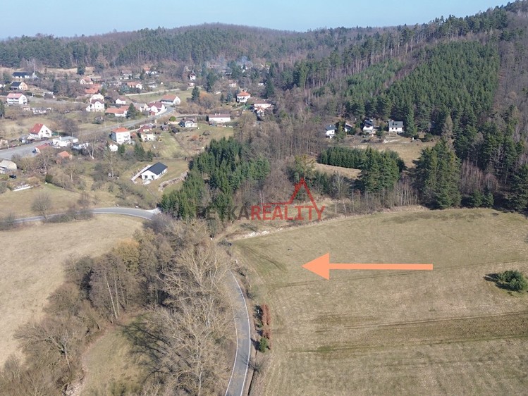 Prodej stavebního pozemku 1 091 m² - foto 3