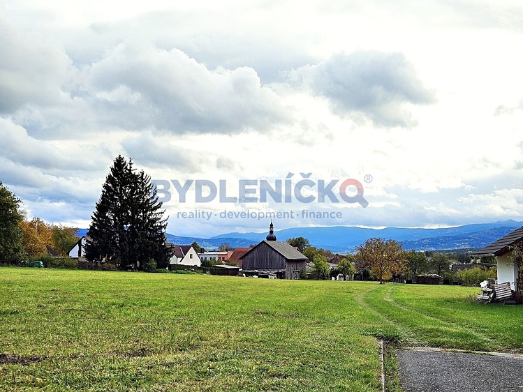 Prodej  stavebního pozemku 4 372 m² - foto 3