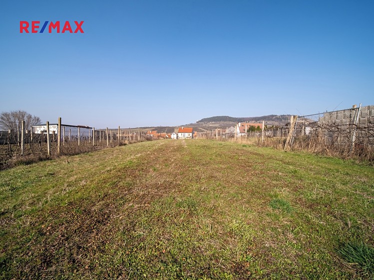 Prodej stavebního pozemku 1 292 m² - foto 5