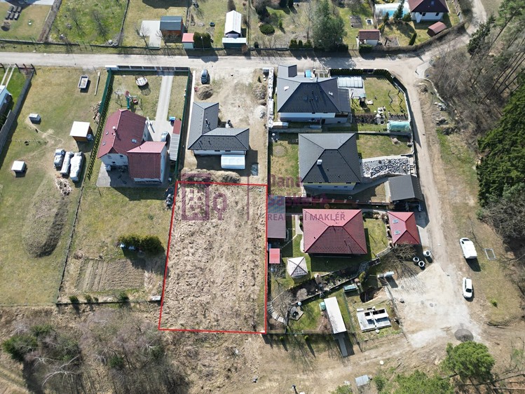 Prodej  stavebního pozemku 836 m² - foto 5