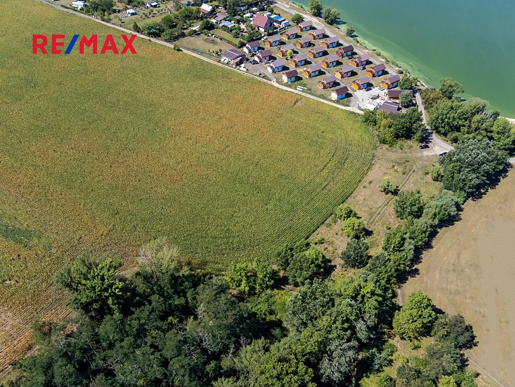 Prodej stavebního pozemku 12 306 m² - foto 5