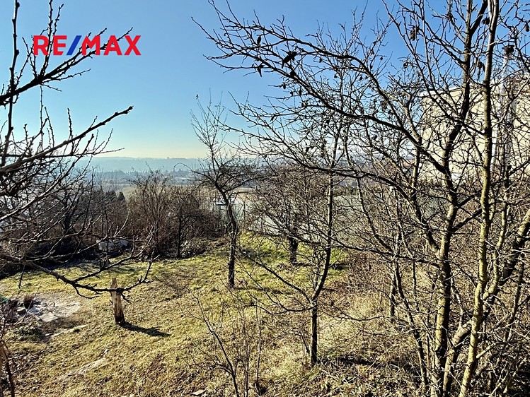 Prodej stavebního pozemku 1 112 m² - foto 5